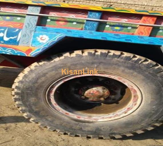 Traila 18ft/8ft ward 15" Tyre size 1120 frame 12" available in Vehari