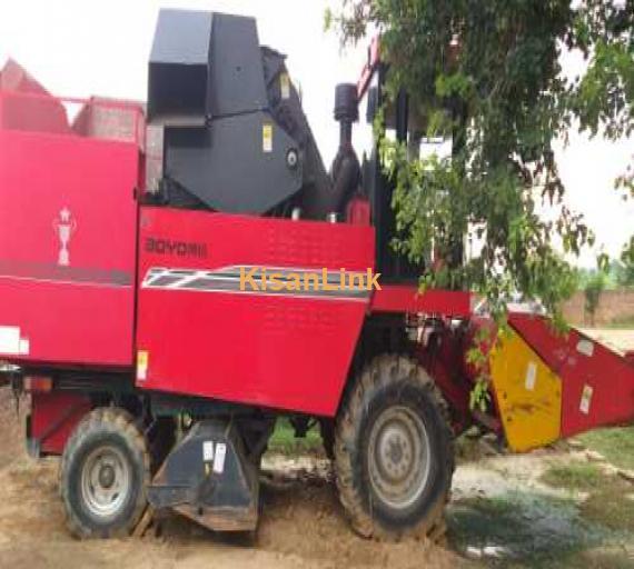 BOYO CORN HARVESTER