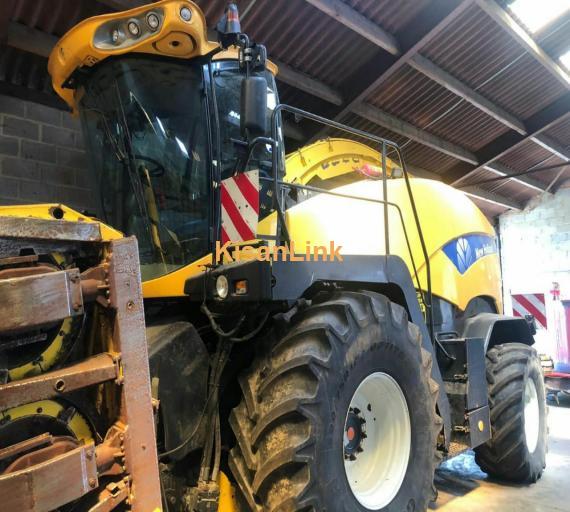 New Holland FR9050