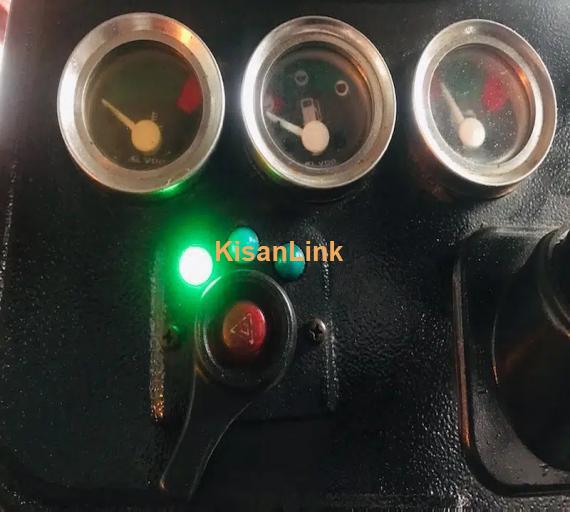 Tractor Massey Ferguson 385 (4X4)