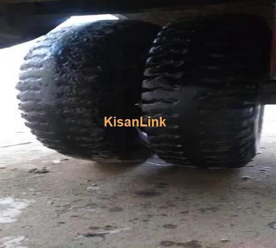 Tractor Massey Ferguson 385 (4X4)